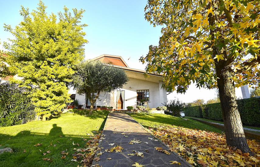 Eraclea, loc. Stretti, in vendita villa...